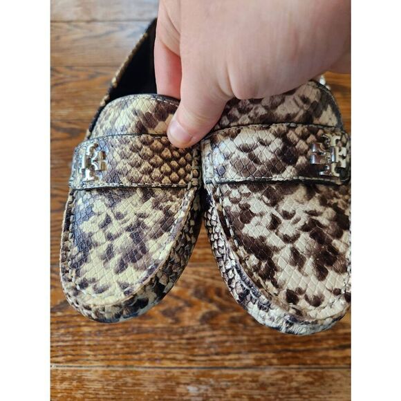 Tory Burch Kira driver leather shoe snake print size 6.5 - Picture 2 of 6
